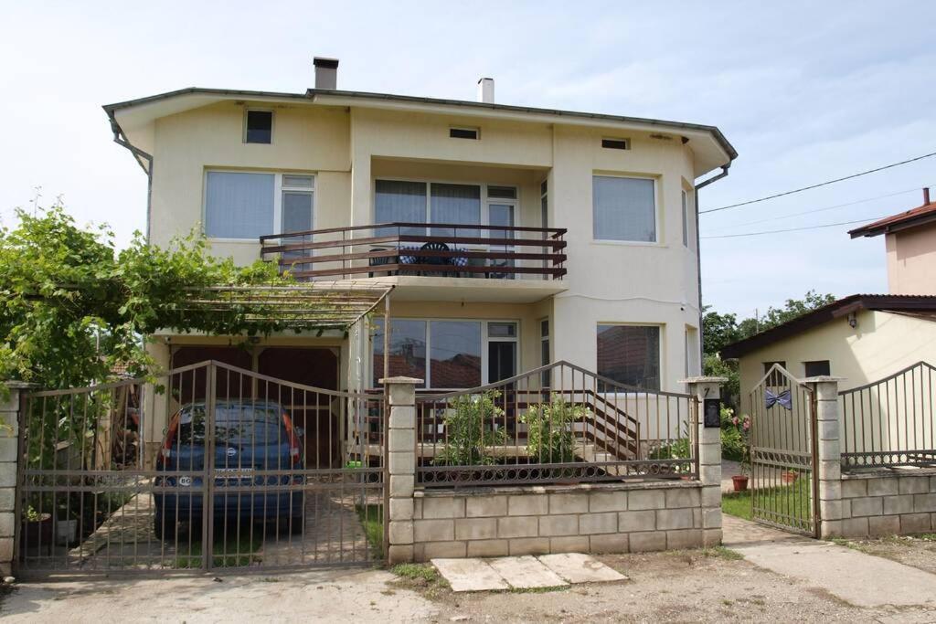 Къща За Гости Шишкови Shabla Extérieur photo